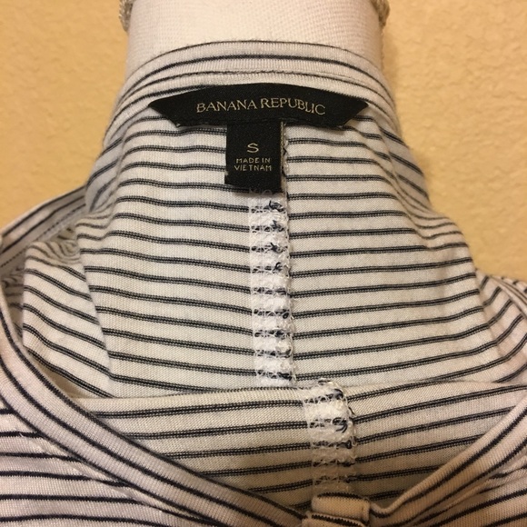 Banana Republic Stripped long sleeve button shirt - Picture 5 of 5